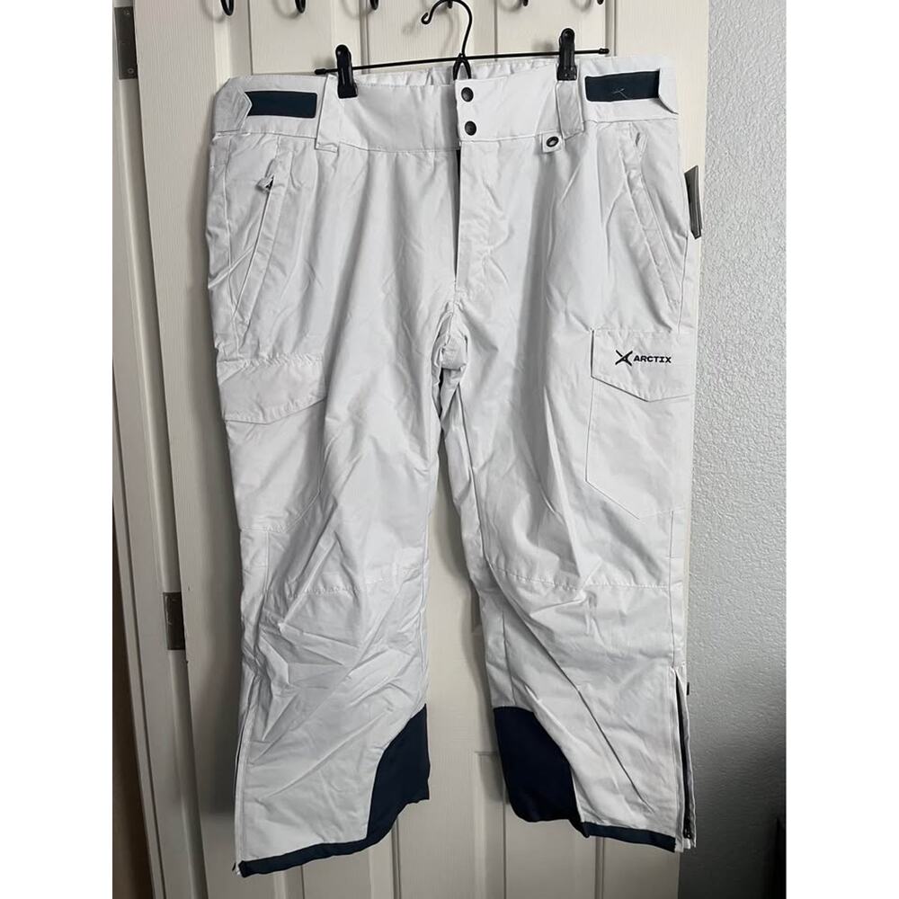 New Women’s Snow Pants Size 2XL 27”L